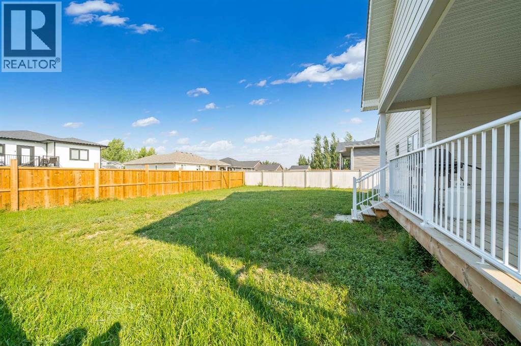 248 Westview Crescent W - Image 44