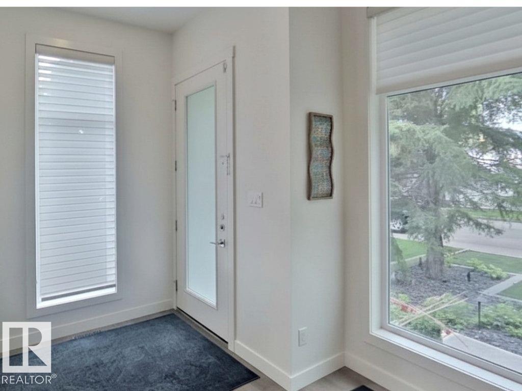 10433 140 ST NW - 3