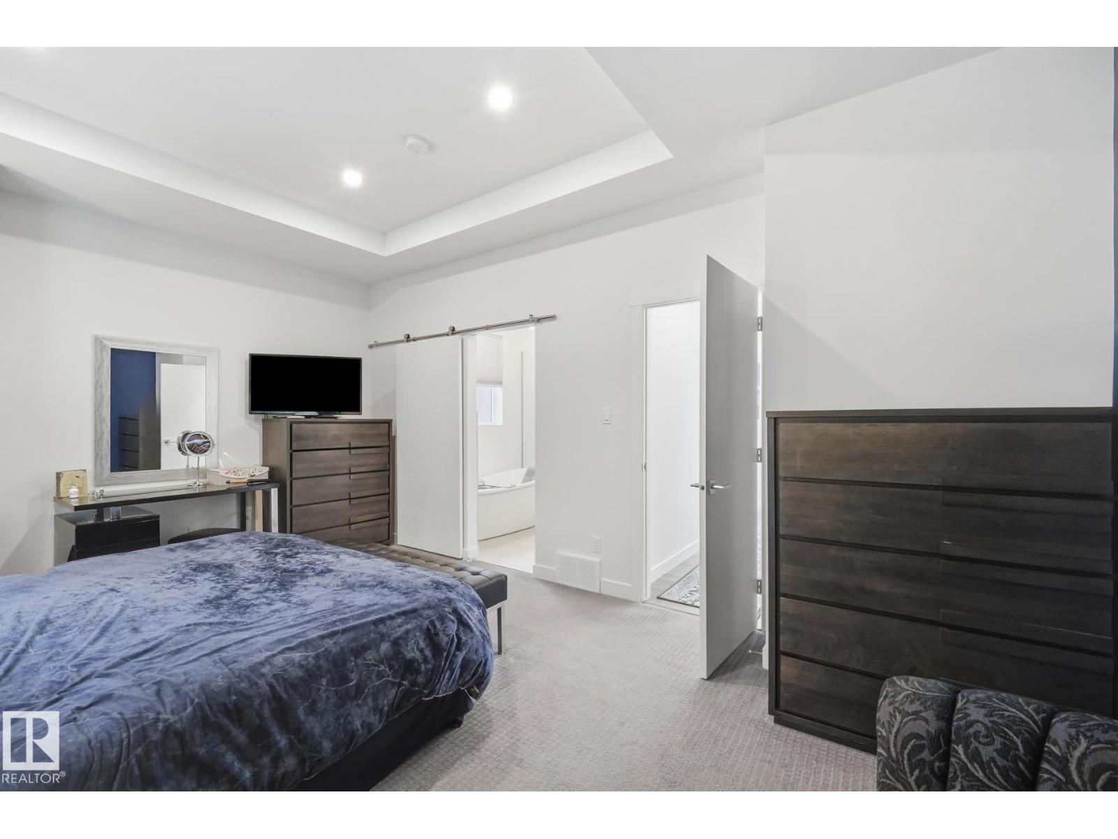 10433 140 ST NW - Image 22
