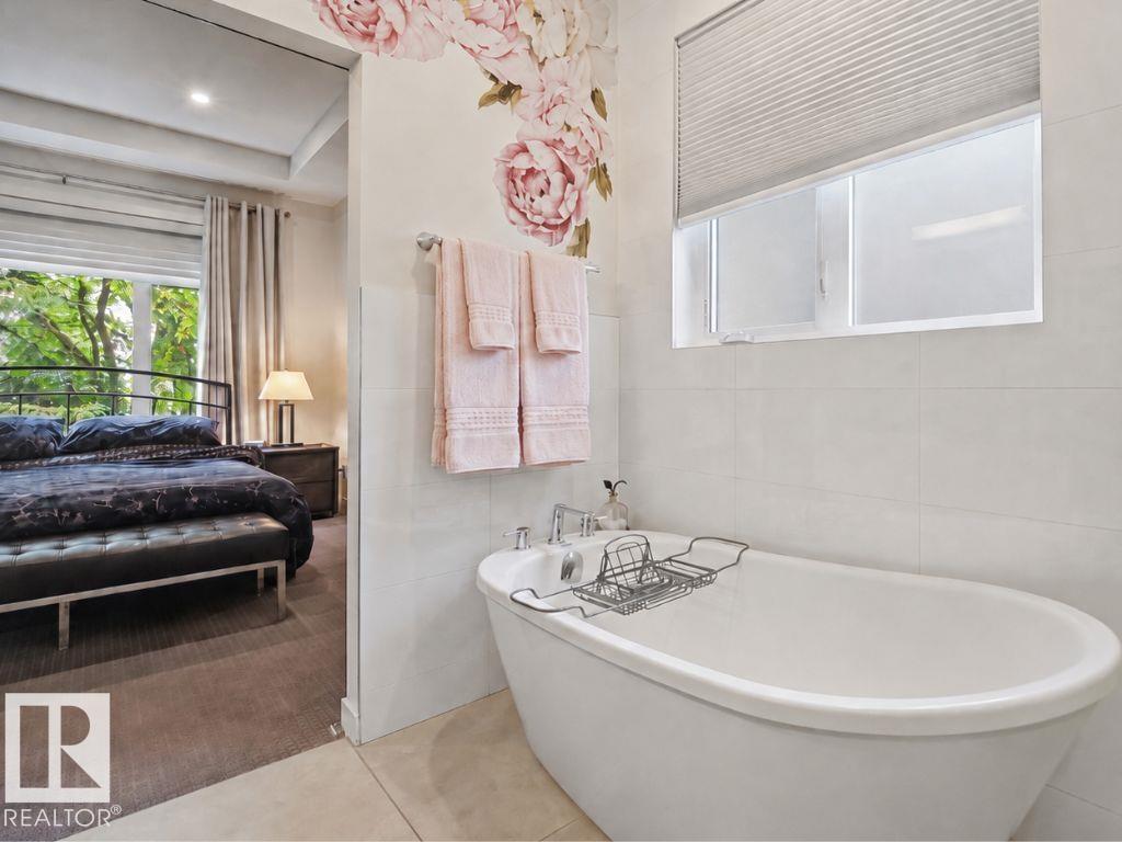 10433 140 ST NW - 26