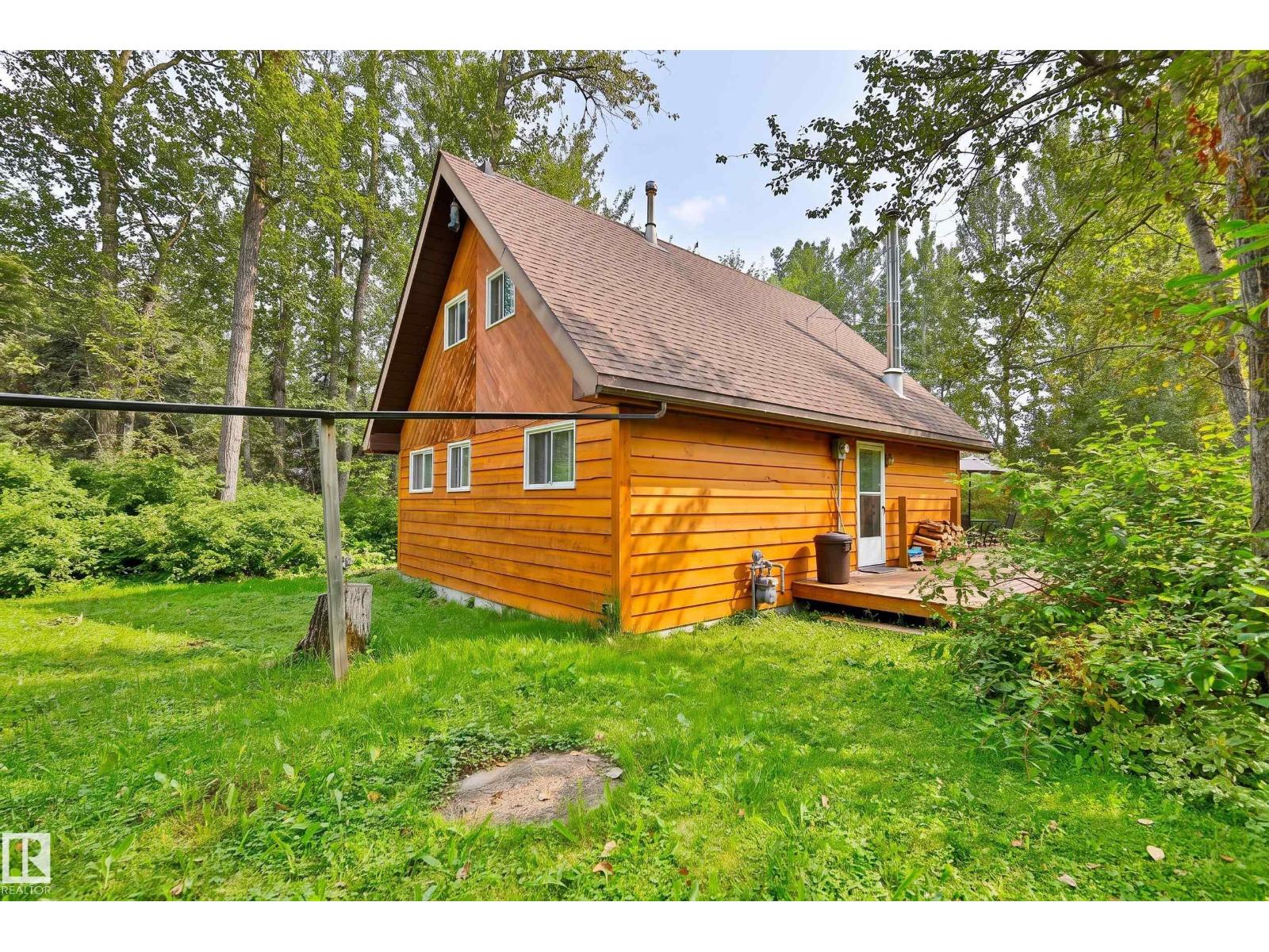 #98 4418 HWY 633 - 34