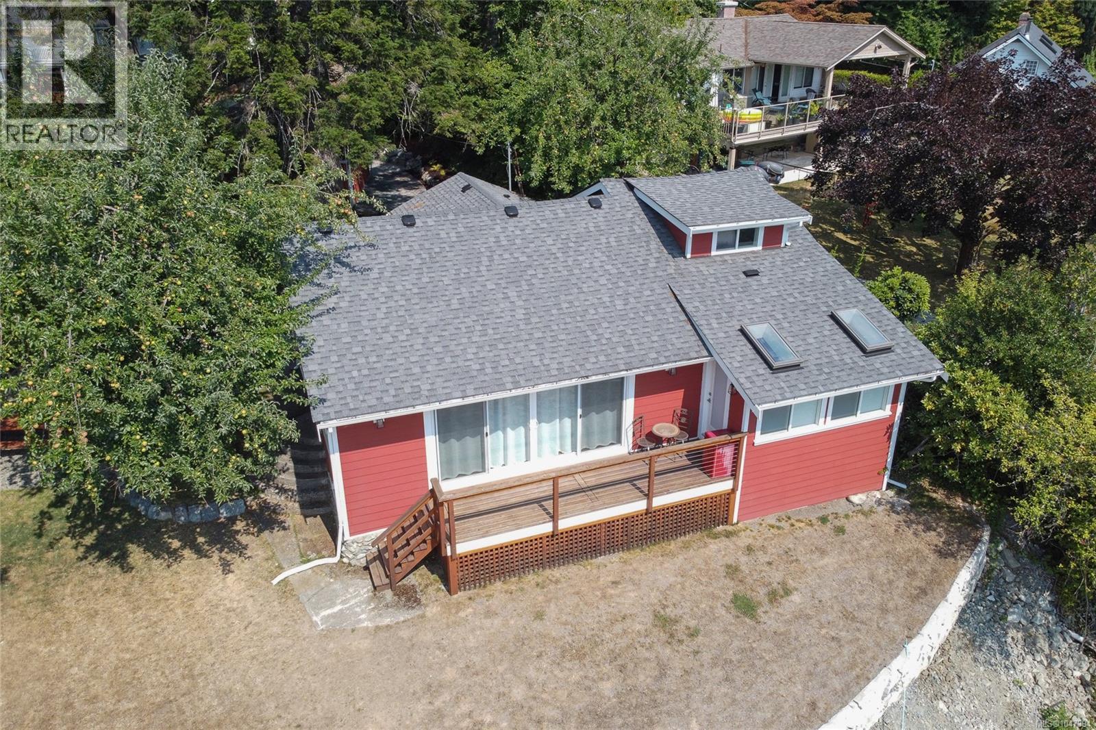 62 Gordon Rd, Lake Cowichan
