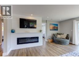 62 Gordon Rd, Lake Cowichan, BC V0R2G0 Photo 11