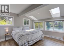 62 Gordon Rd, Lake Cowichan, BC V0R2G0 Photo 12