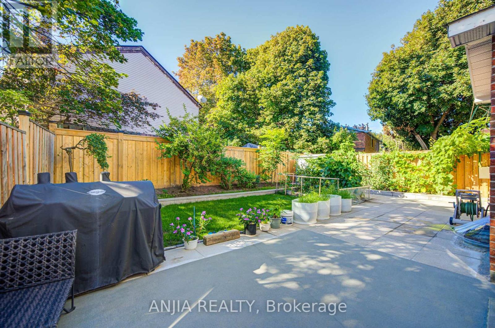 77 ROYAL PALM DRIVE - 46