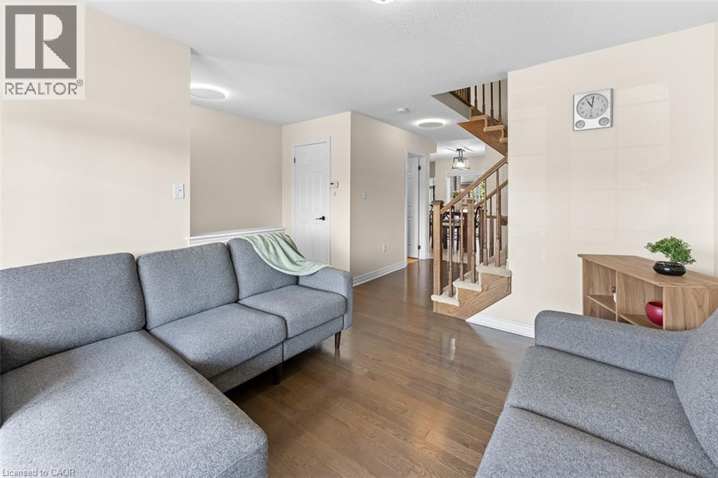 2 DURHAM Way - Image 10