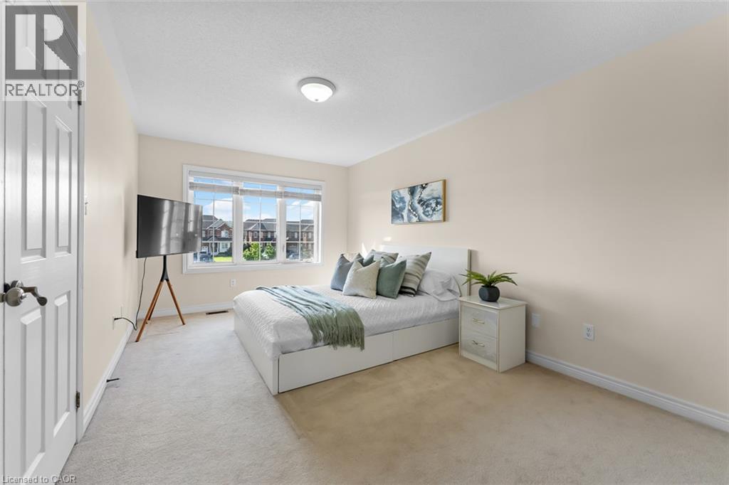 2 DURHAM Way - Image 23