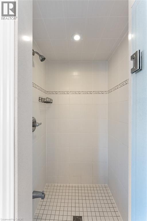 2 DURHAM Way - Image 26