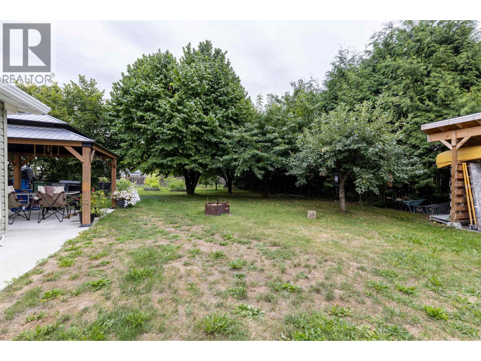 4819 PARK Avenue, Terrace