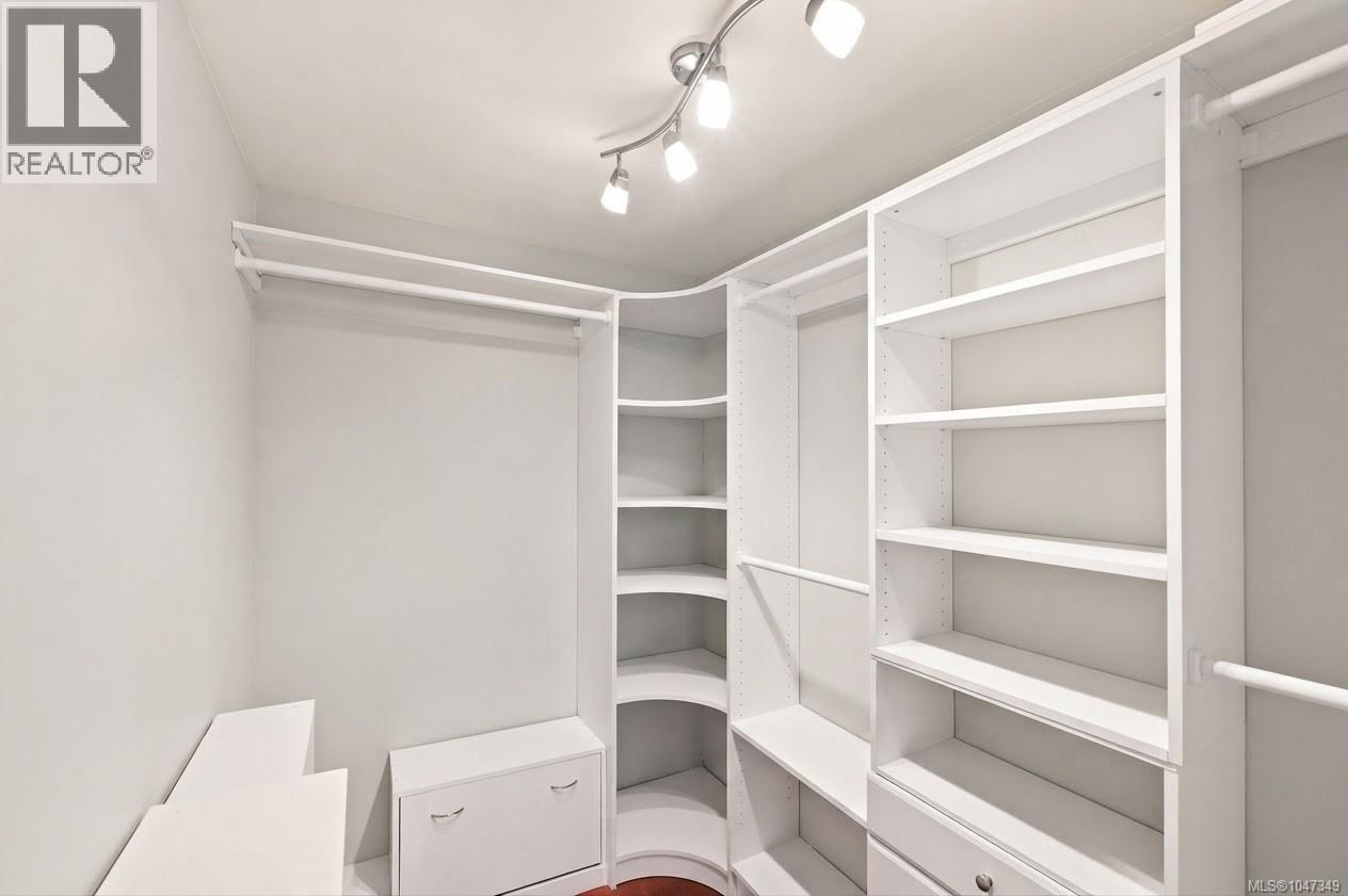 1726B Pavenham Rd - Image 30