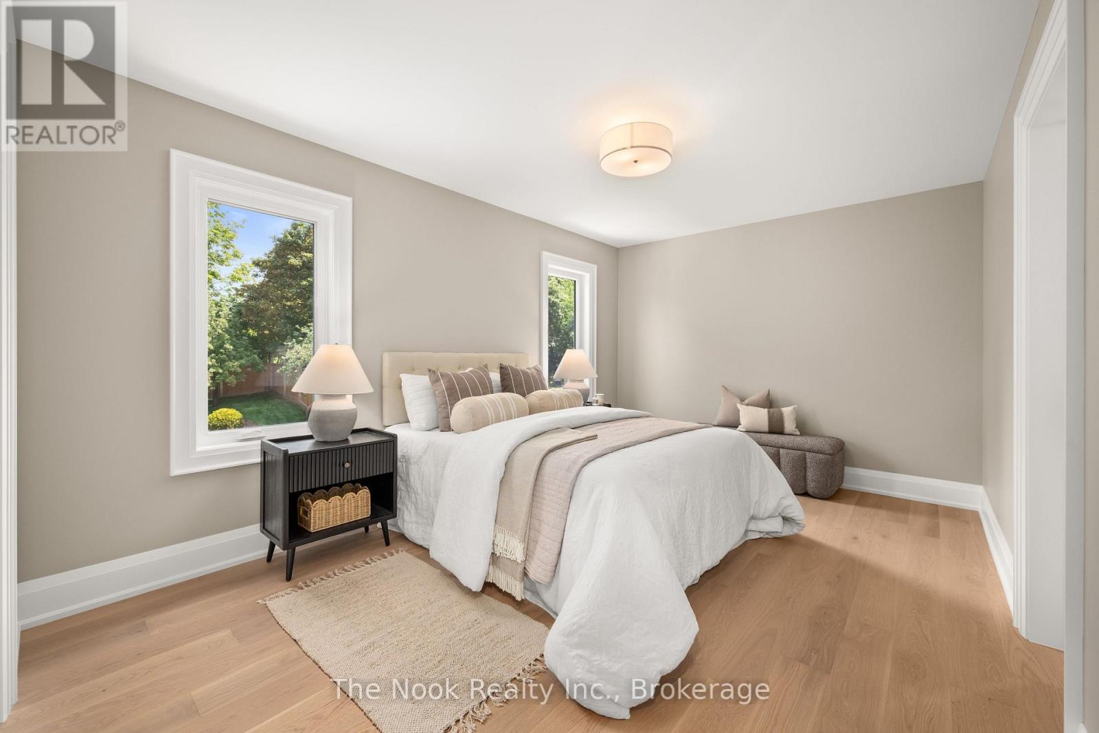 153 ELIZABETH CRESCENT N - 31