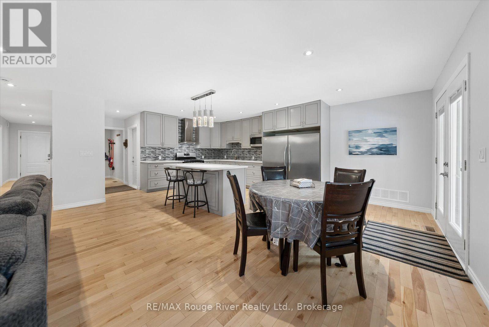 178 ROMA LANE - 11