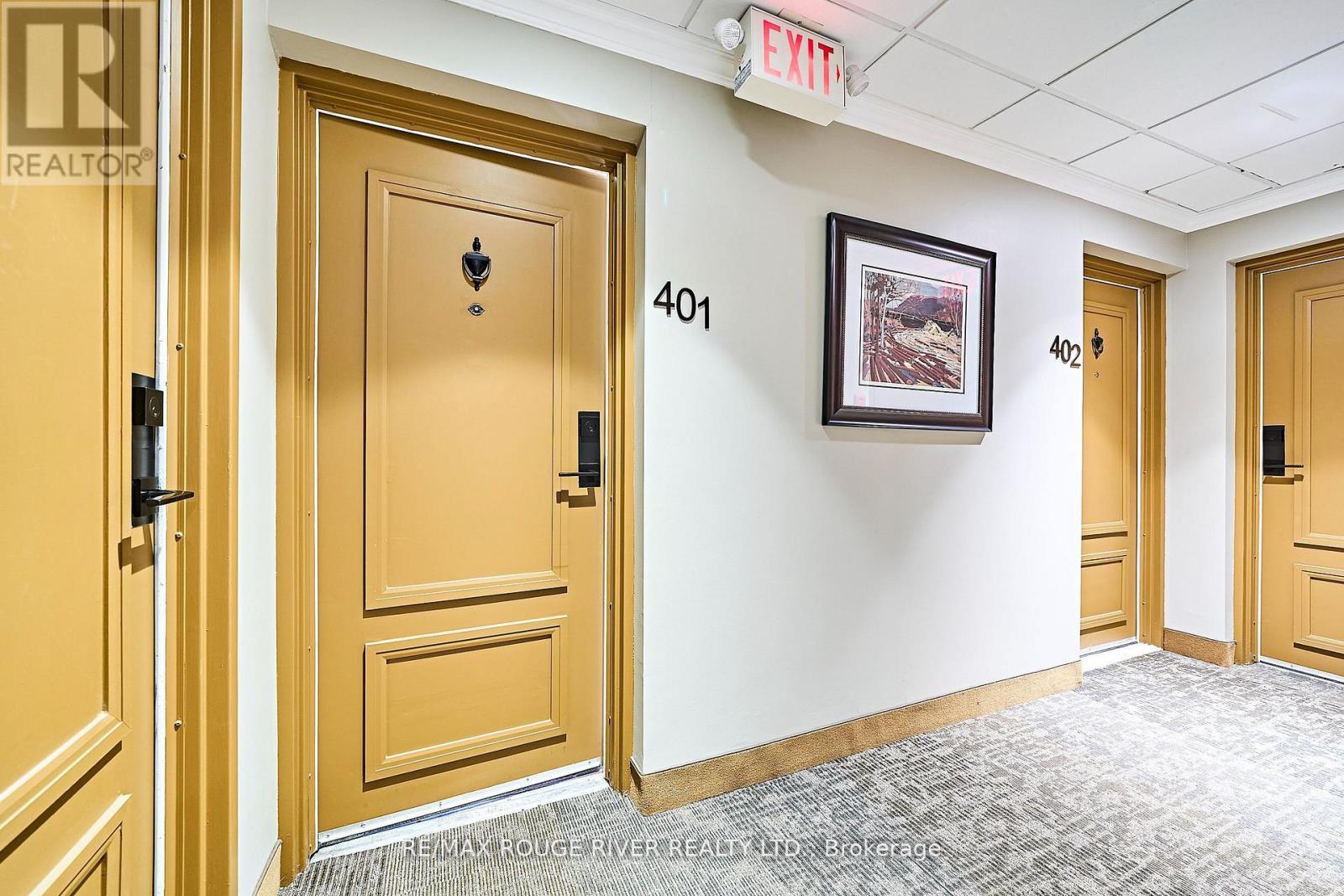 #401 337 SIMCOE STREET - 6