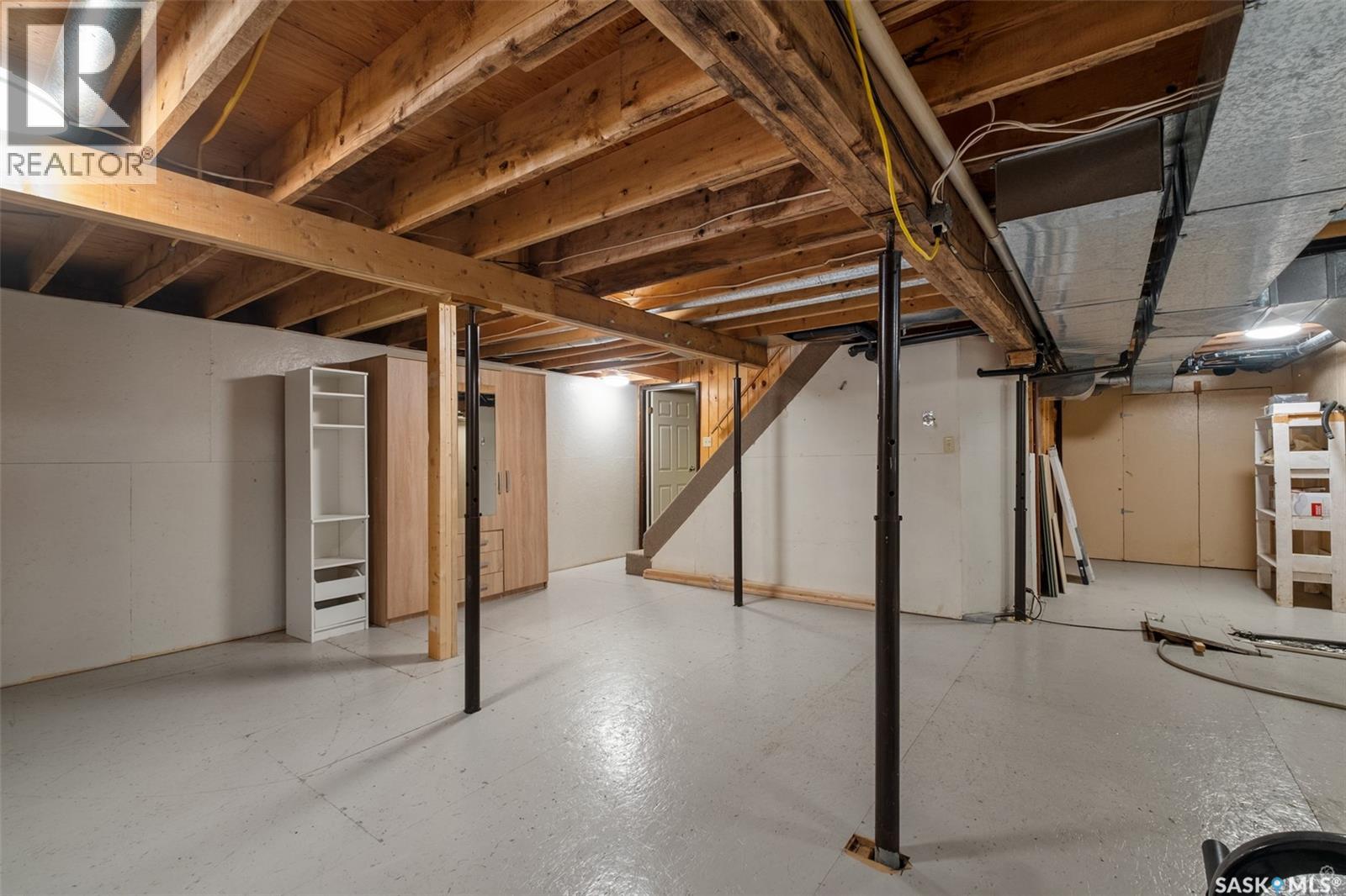 321 Jacobson DRIVE - Image 22