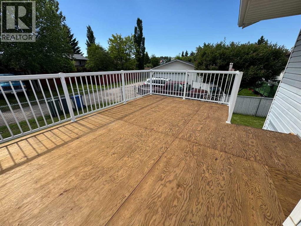 Listing photo – 5319 37 Street, Innisfail