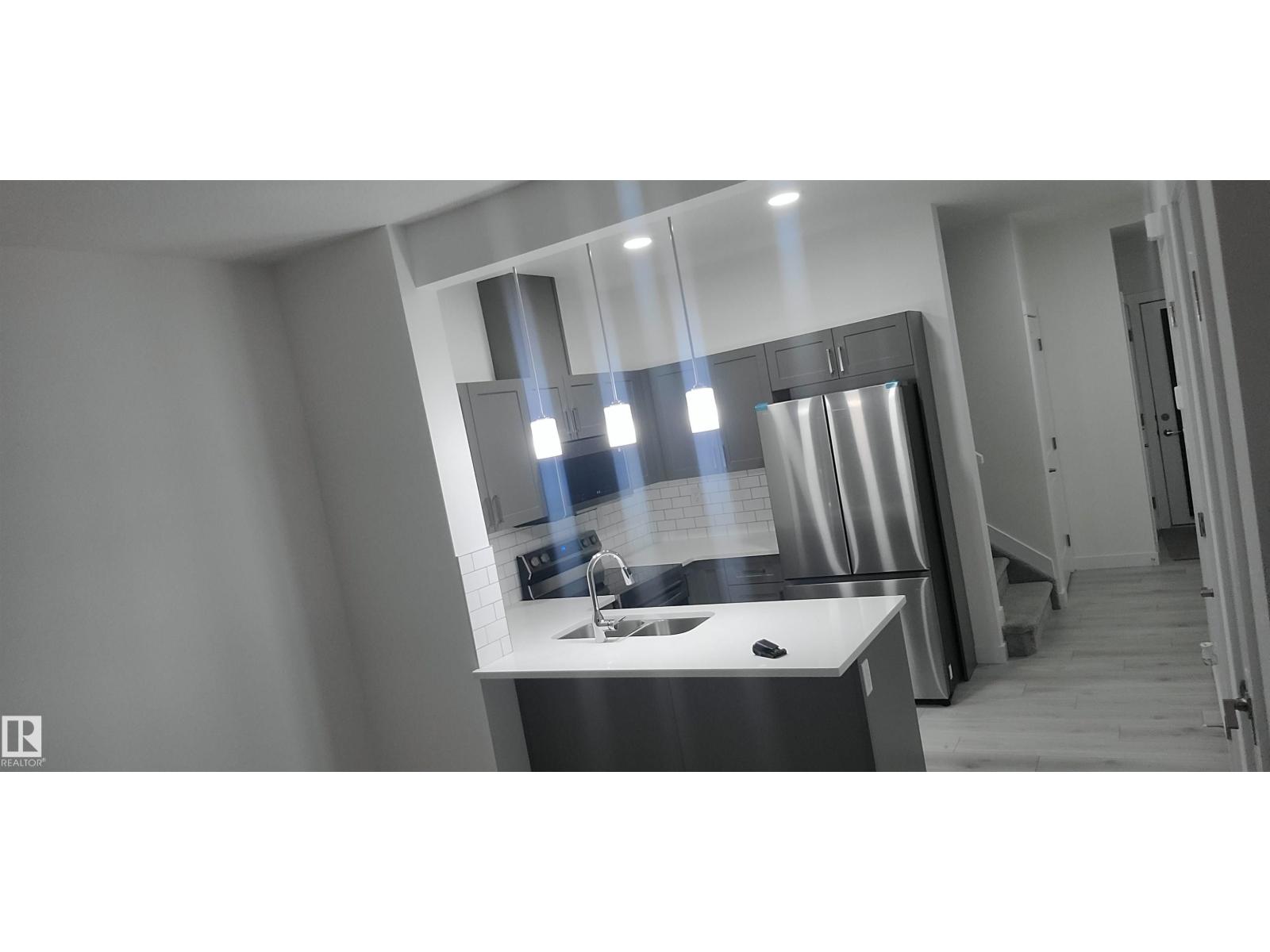 #48 2710 66 ST SW - 3