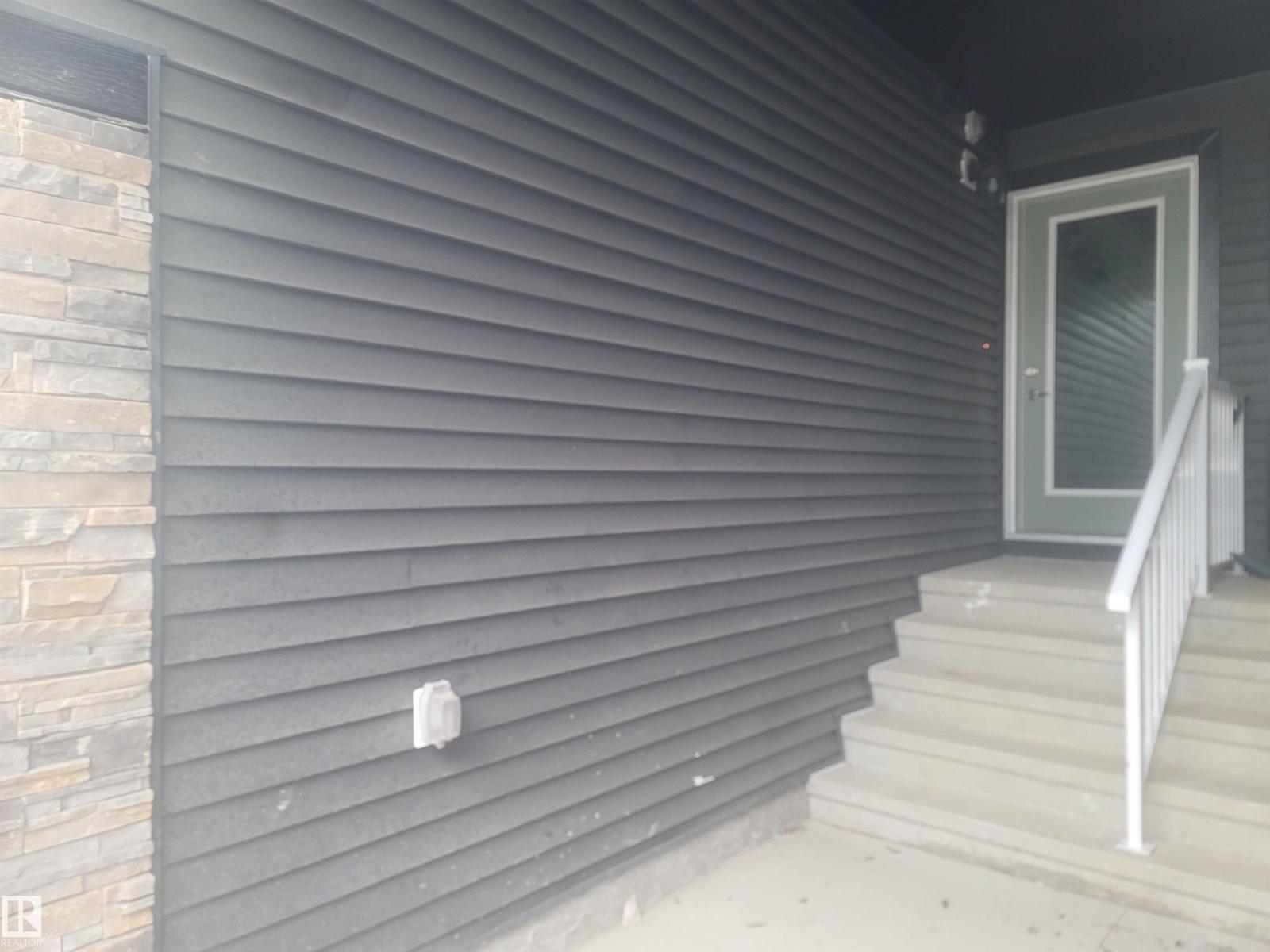 #48 2710 66 ST SW - 7