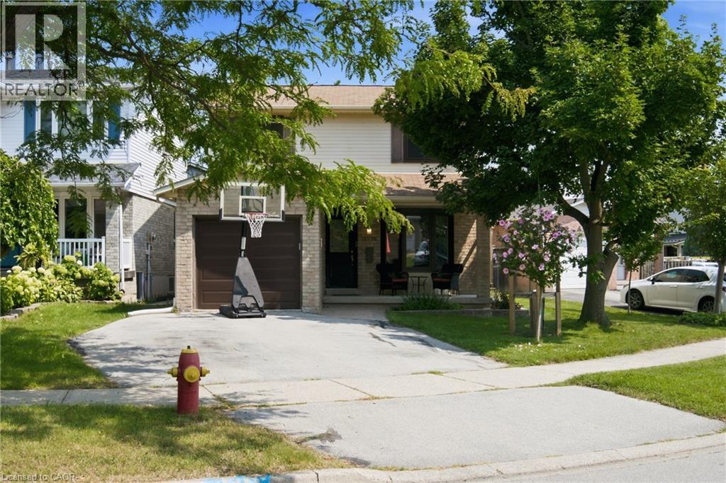 1576 RILEY Avenue - Image 3