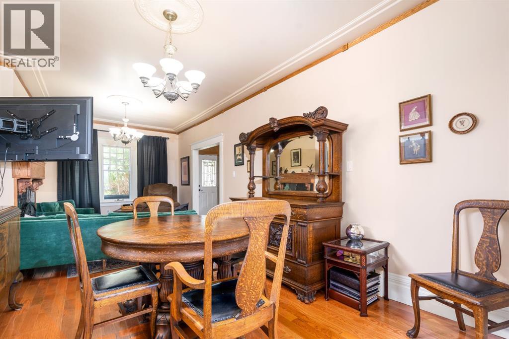 340 5 Street SE - Image 16