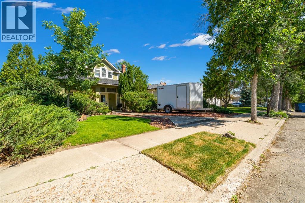 340 5 Street SE - Image 11