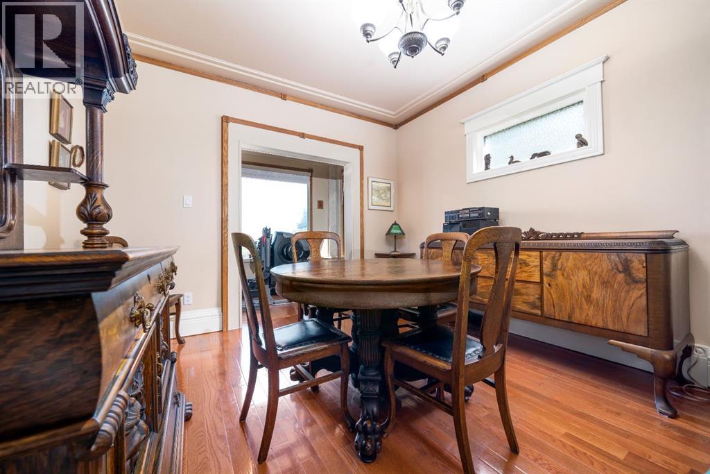 340 5 Street SE - Image 22