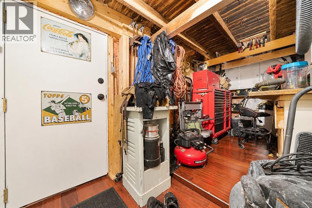 340 5 Street SE - Image 35