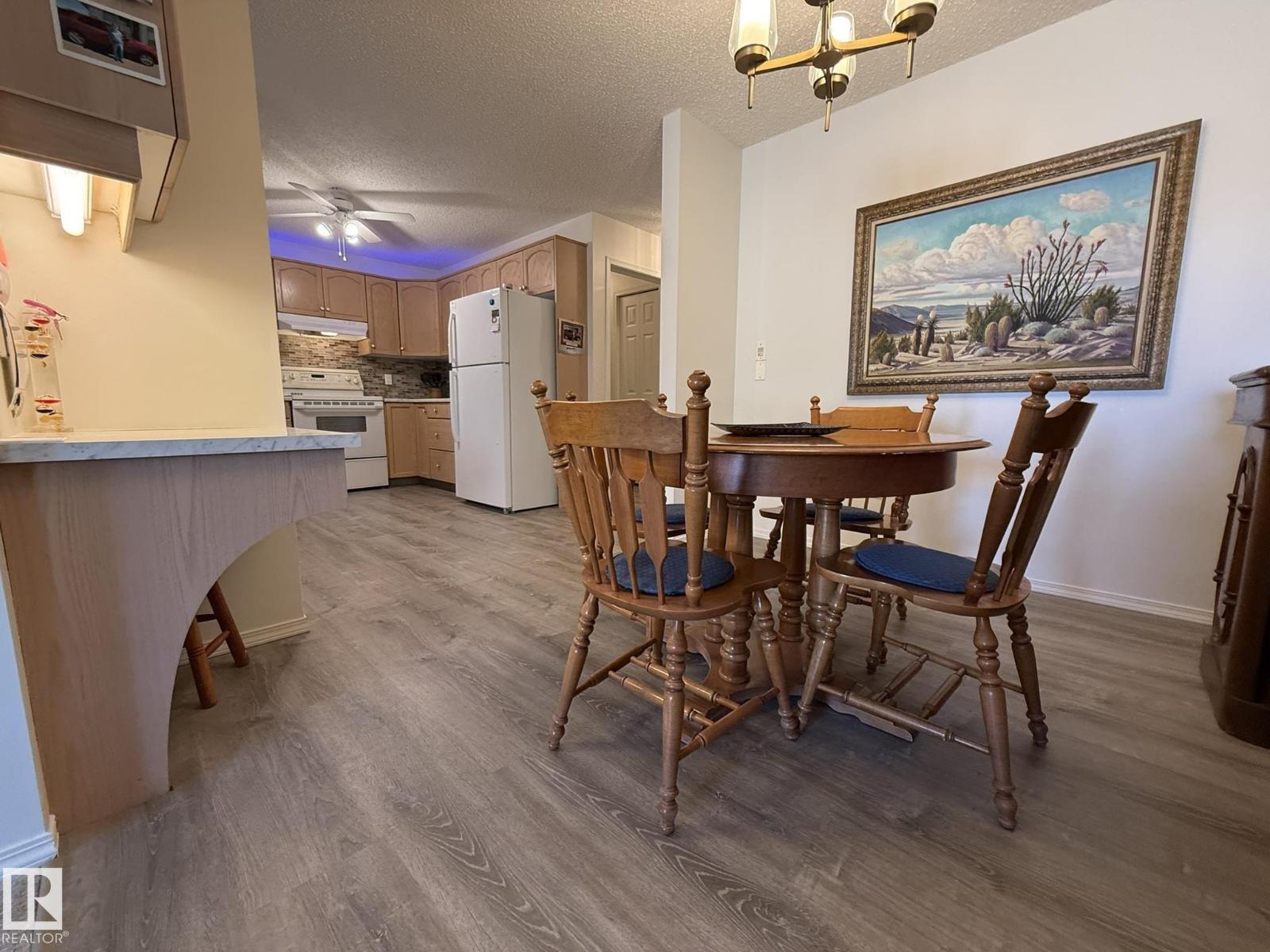 #102 10903 21 AV NW - Image 14