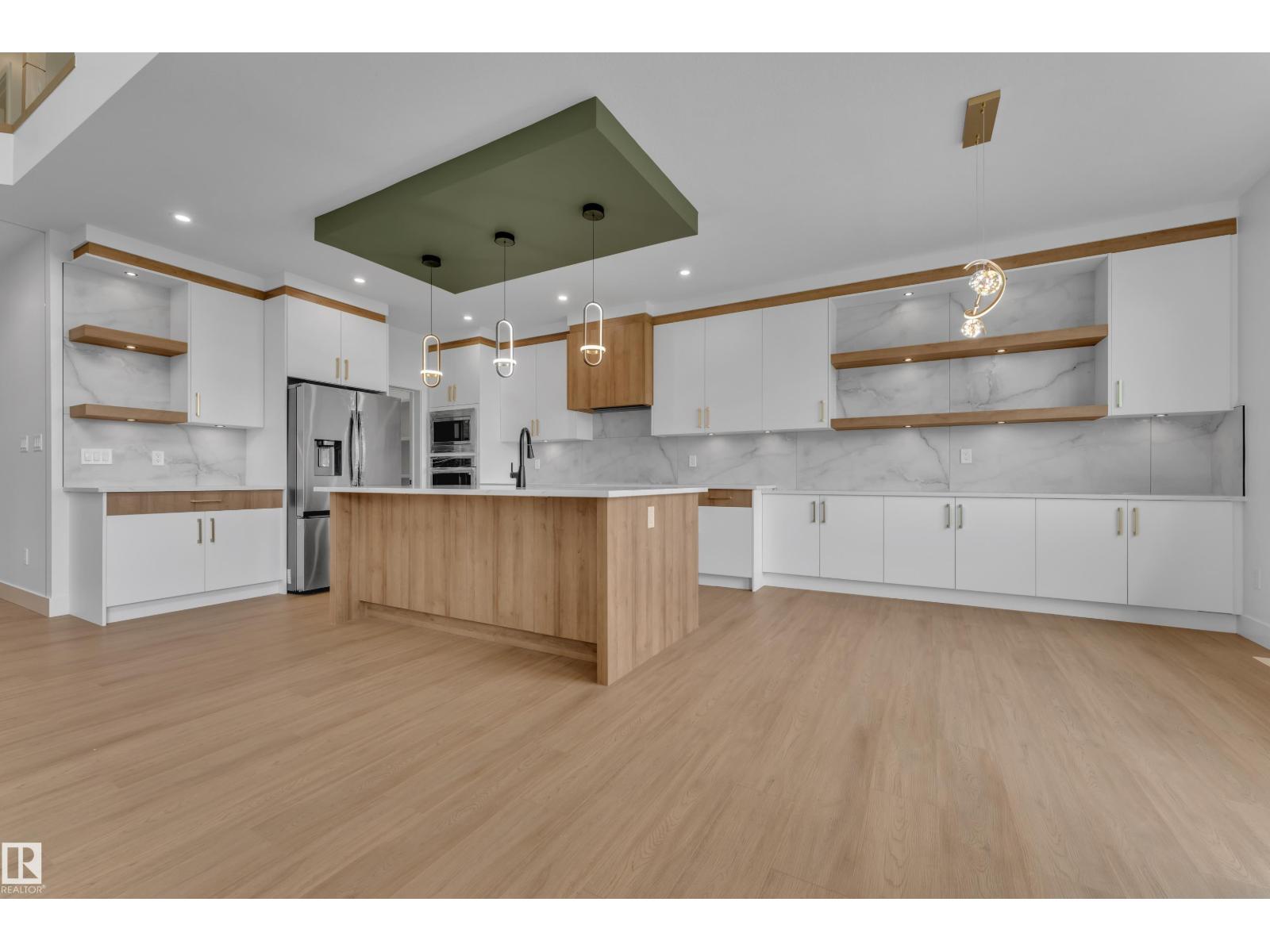 764 ASTORIA WY - Image 12