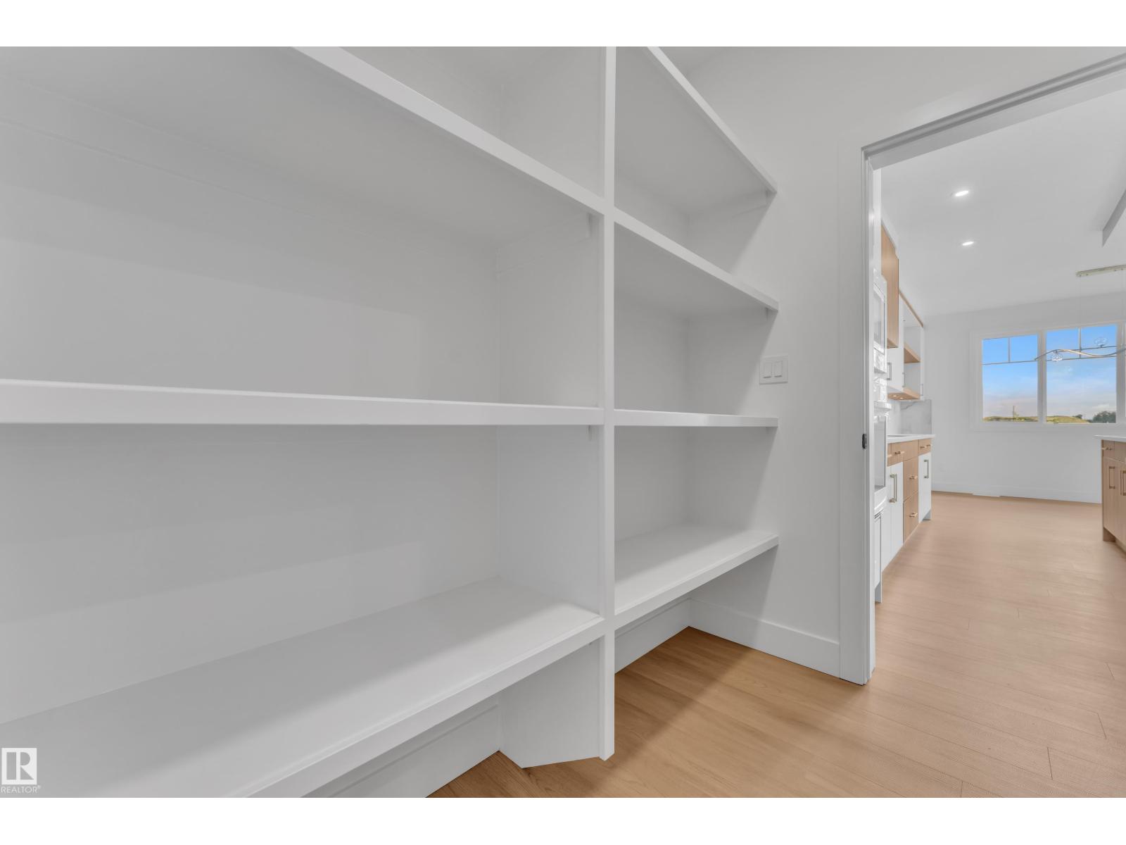 764 ASTORIA WY - Image 14