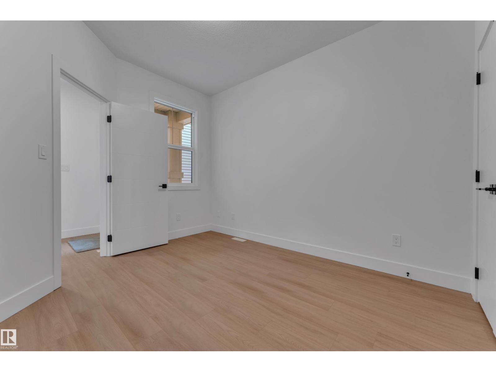 764 ASTORIA WY - Image 17