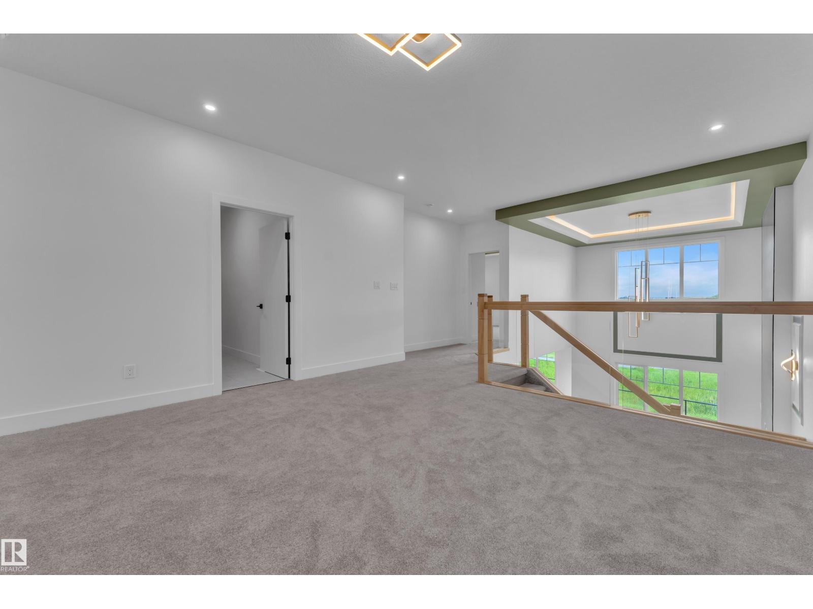 764 ASTORIA WY - 22