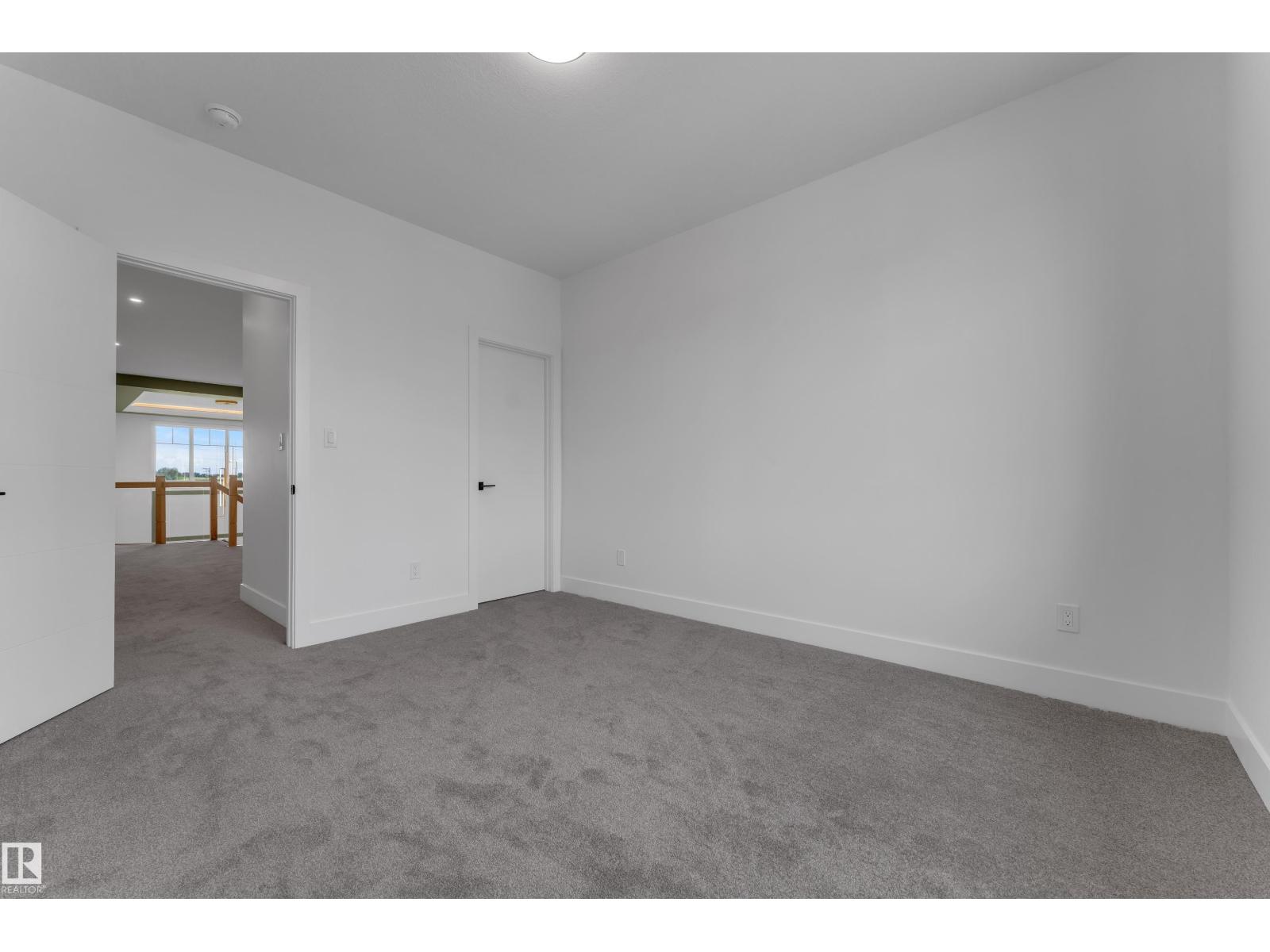764 ASTORIA WY - Image 32