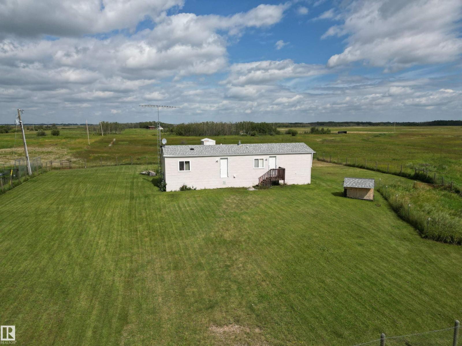 #173 53219 Range Rd 145 - 19