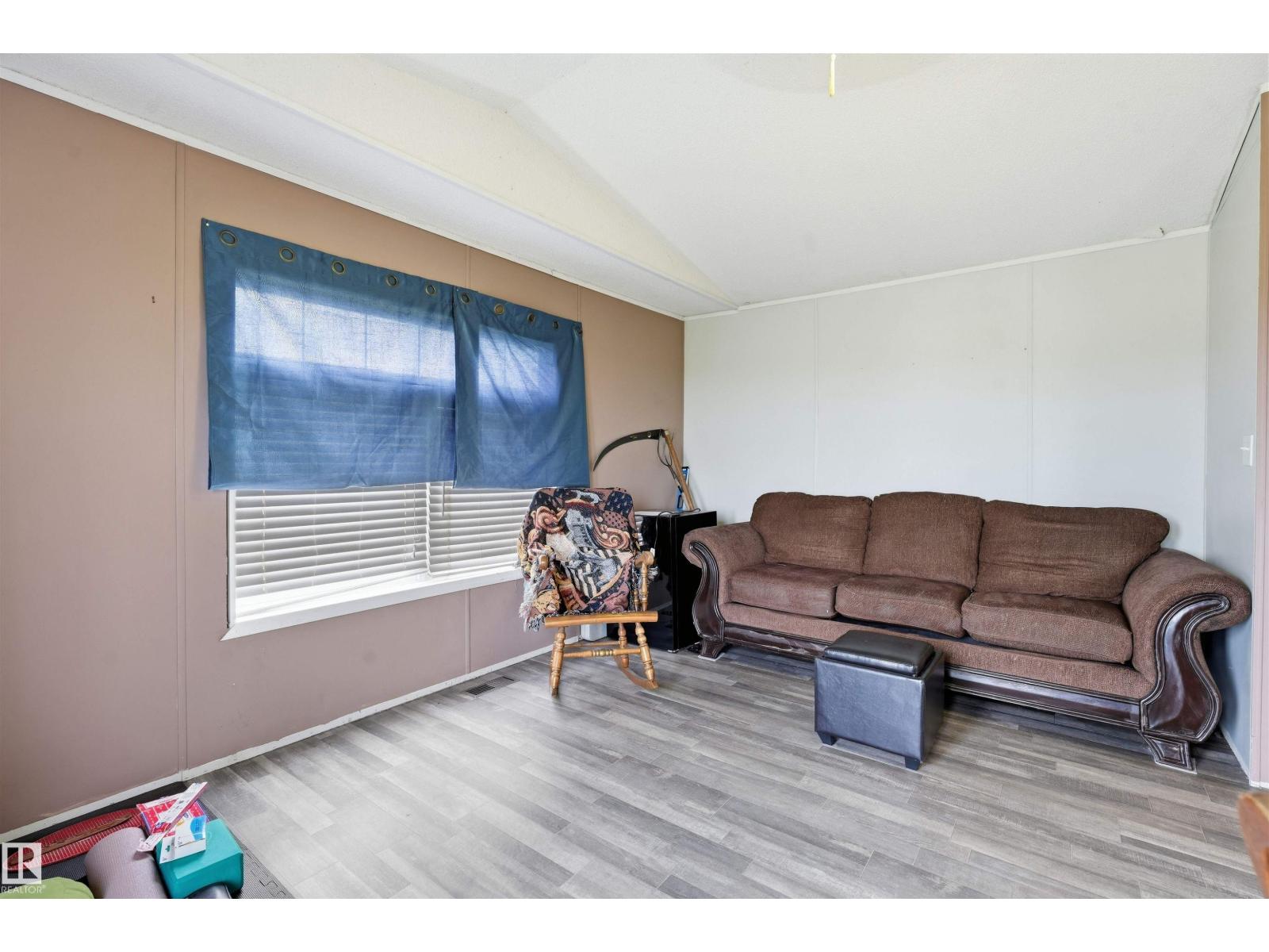 #173 53219 Range Rd 145 - 9