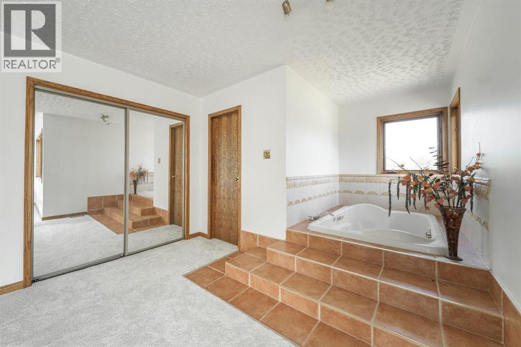 118 Dickins Close, Fort McMurray