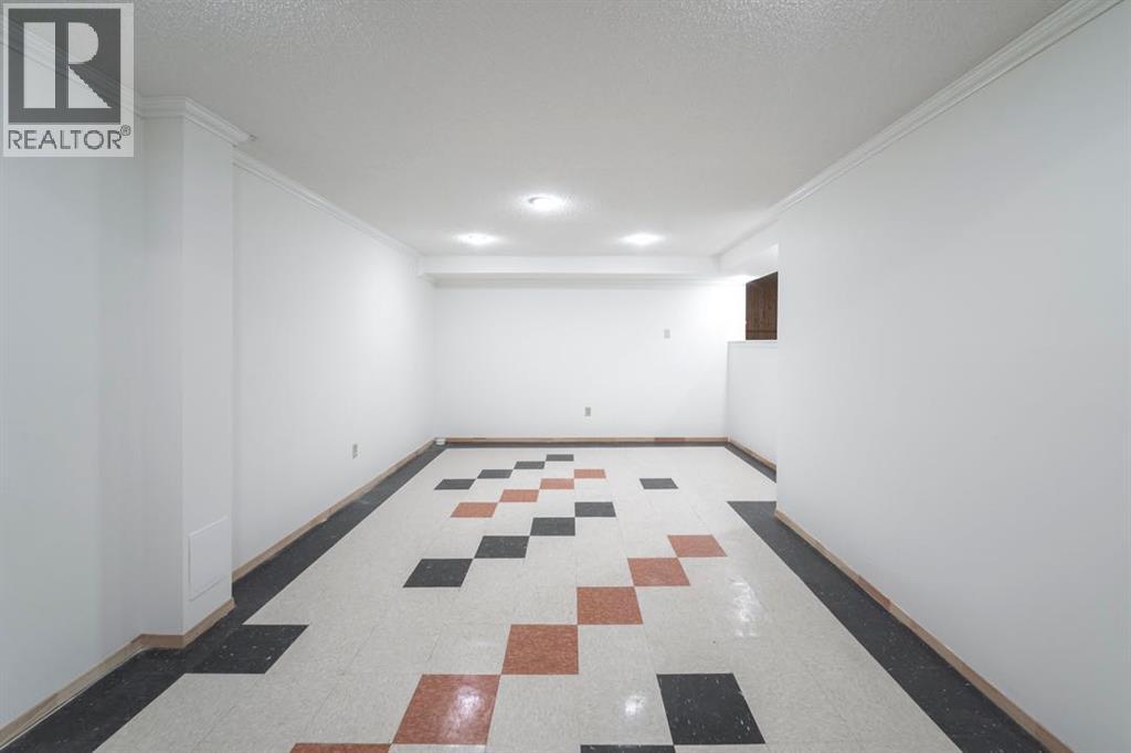 118 Dickins Close, Fort McMurray