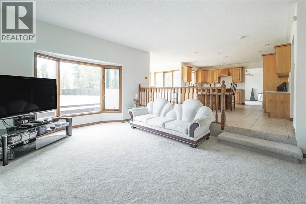 118 Dickins Close, Fort McMurray