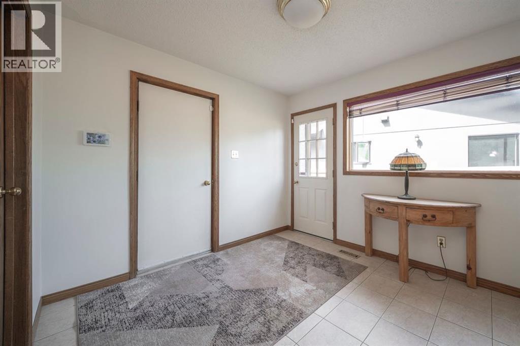 118 Dickins Close, Fort McMurray