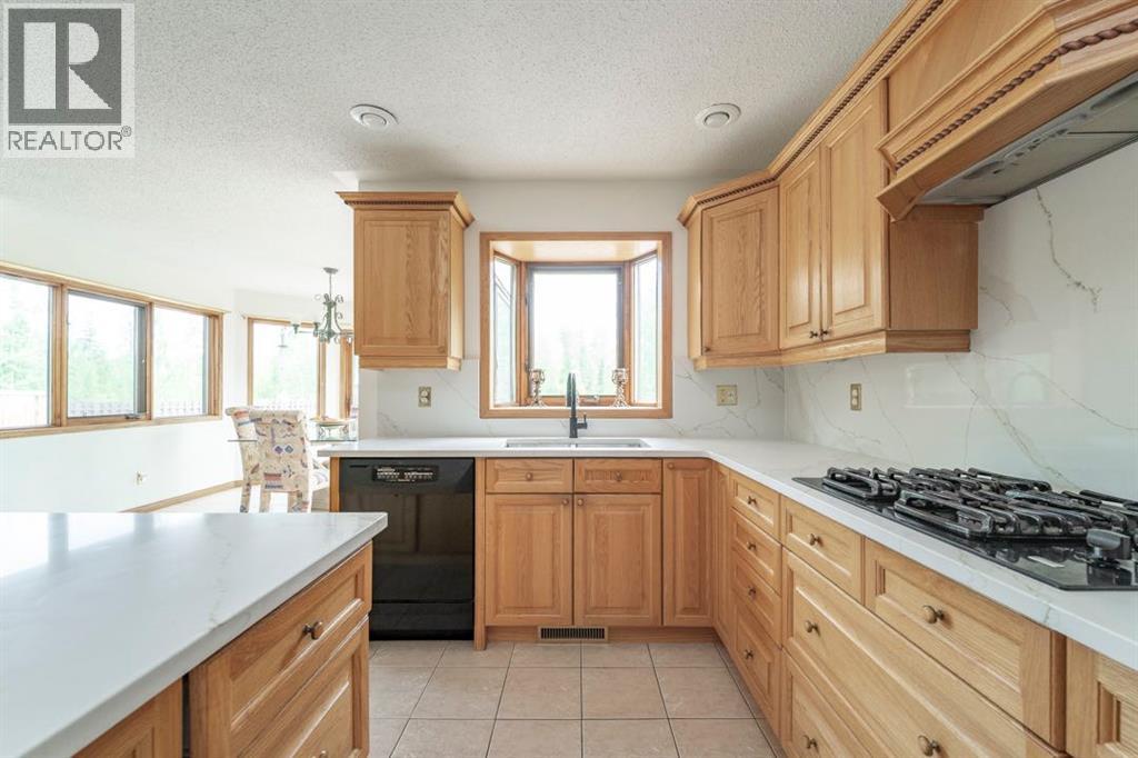 118 Dickins Close, Fort McMurray