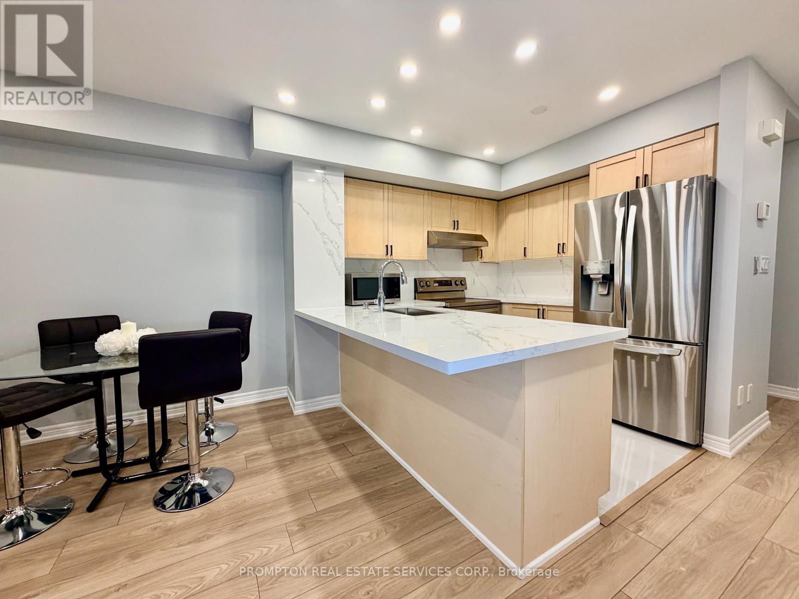 #11 285 ANTIBES DRIVE - Image 11