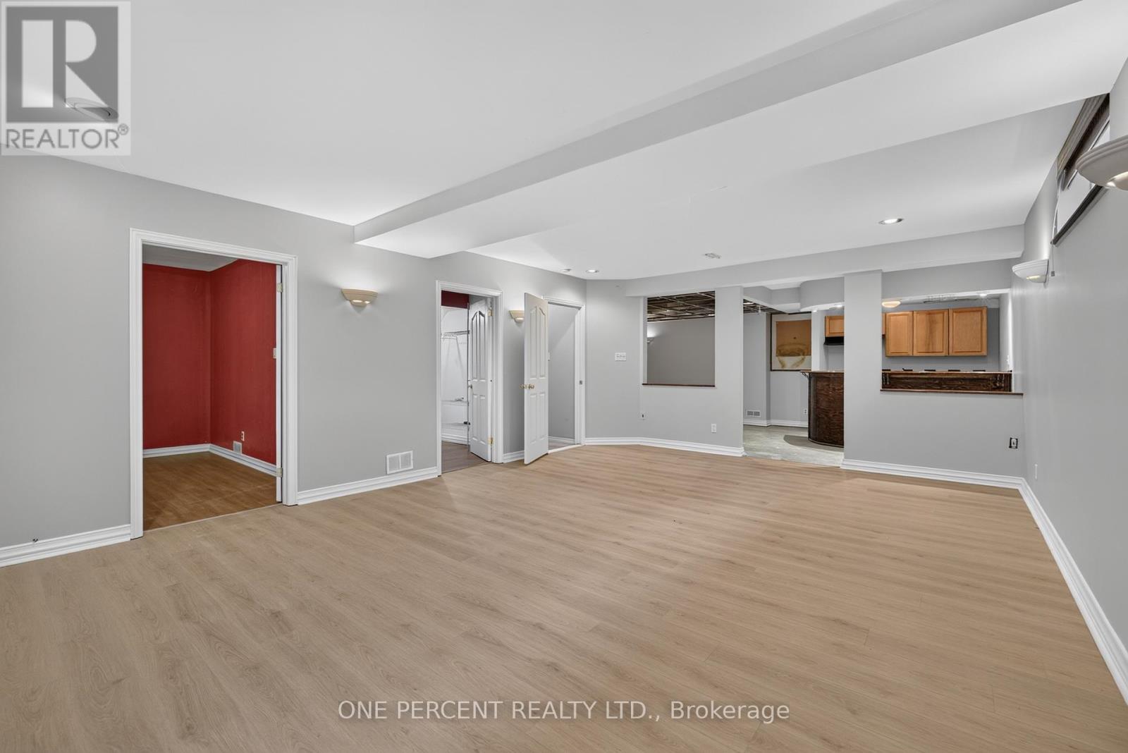 6 WINDCHIME CRESCENT - Image 36