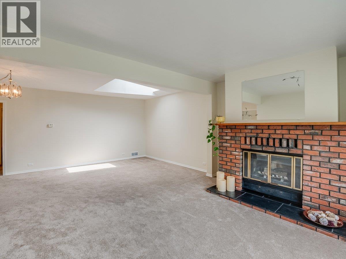 720 Third Street - 13