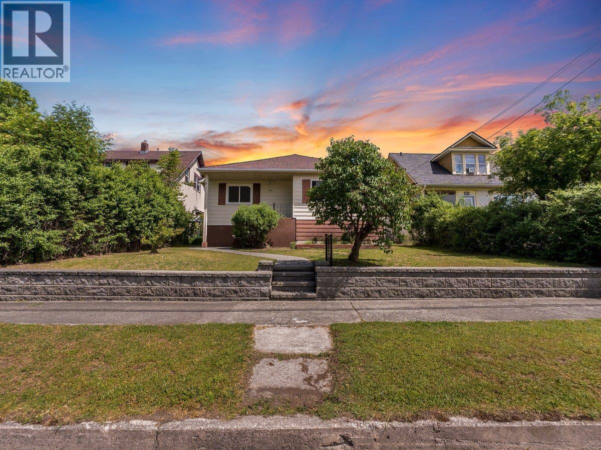 720 Third Street - 34