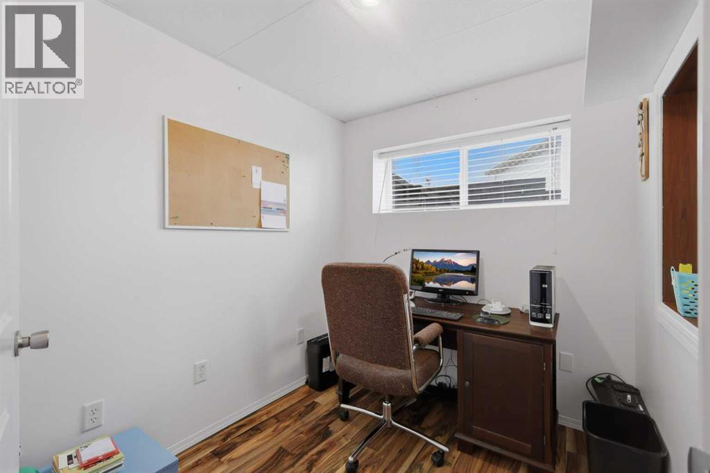 5408 64A Street Close - Image 25