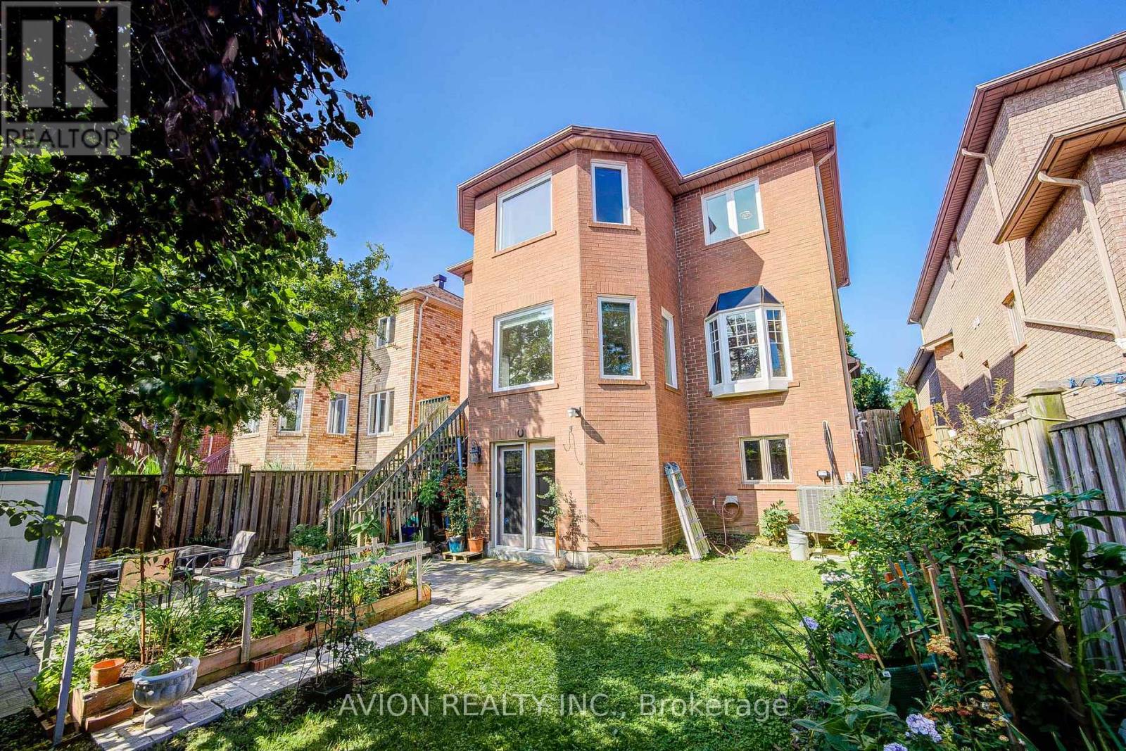83 STONEBRIDGE BOULEVARD - Image 43