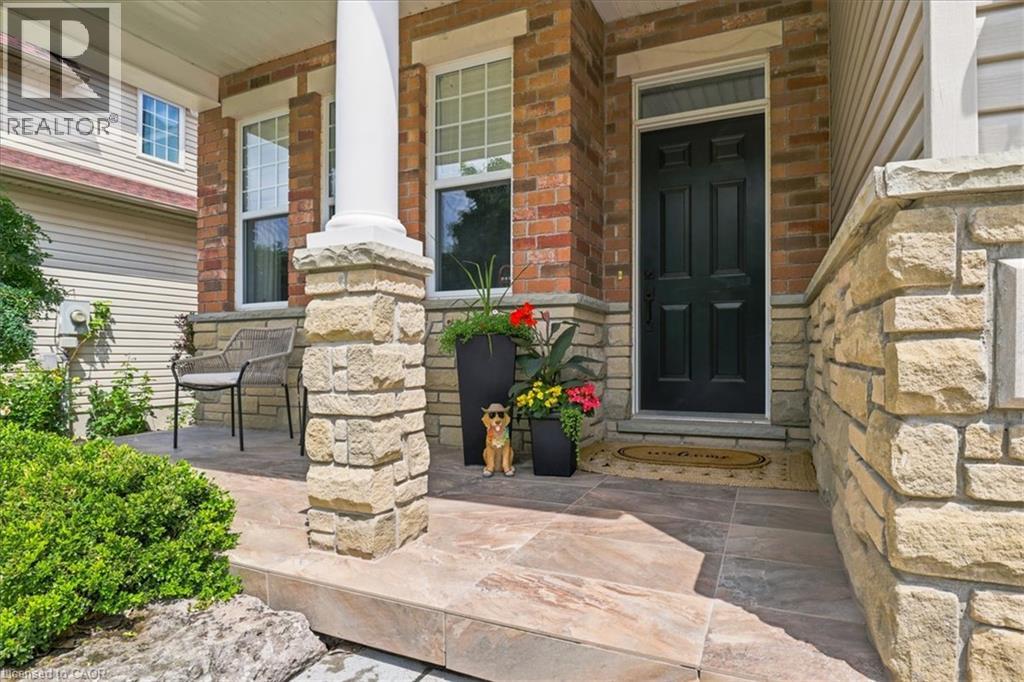 70 HAWKSWOOD Drive — photo 3