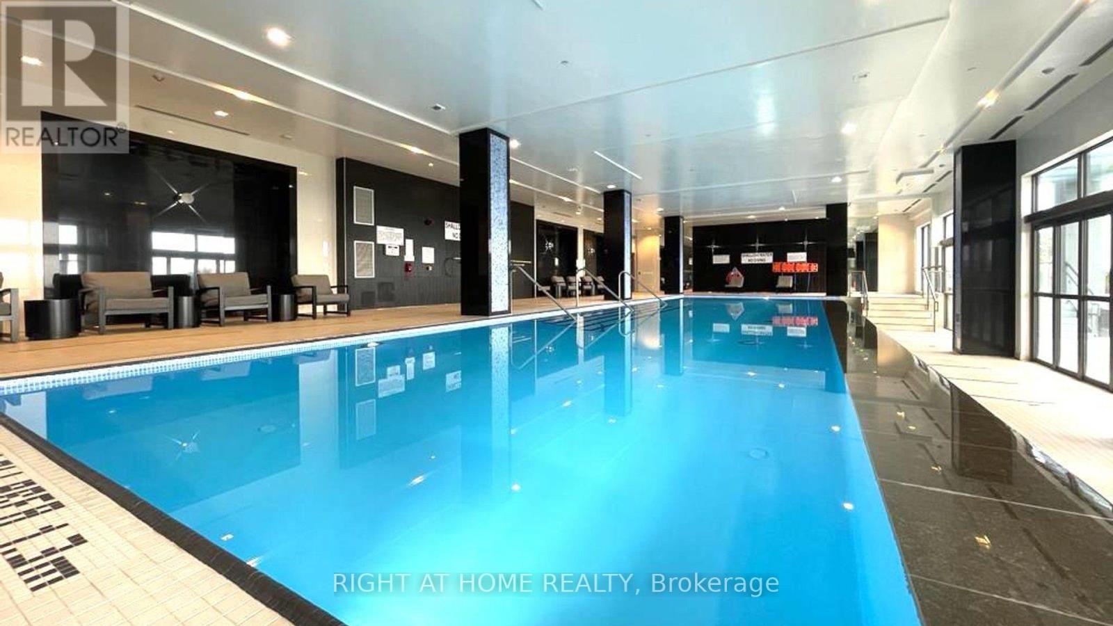 #1807 15 ZORRA STREET - 31