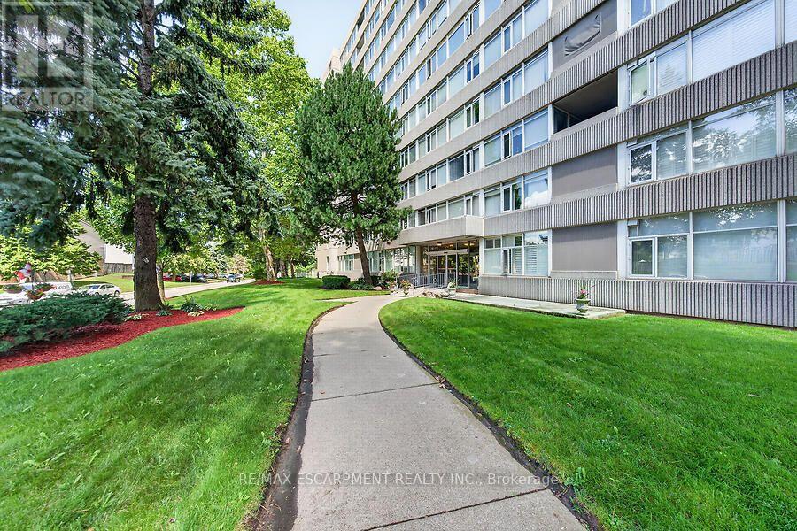 #908 30 HARRISFORD STREET - 2