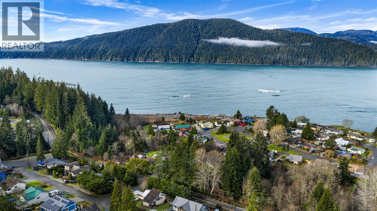 17002 Wickanninish Rd, Port Renfrew