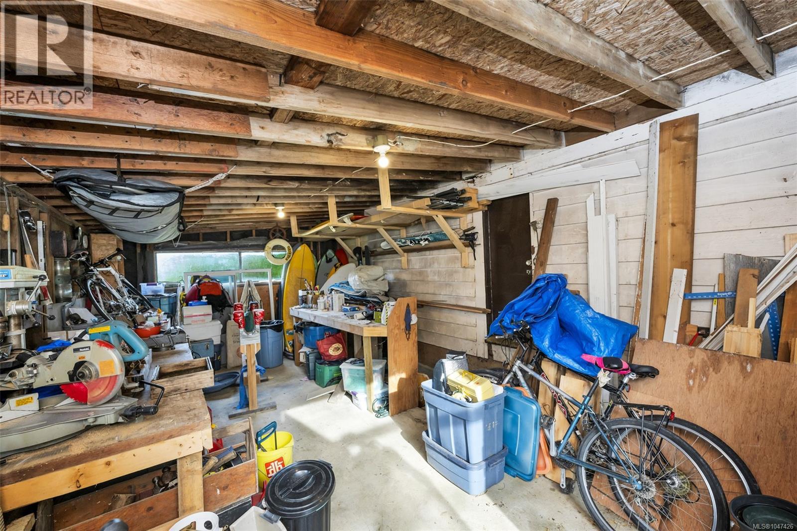 17002 Wickanninish Rd, Port Renfrew